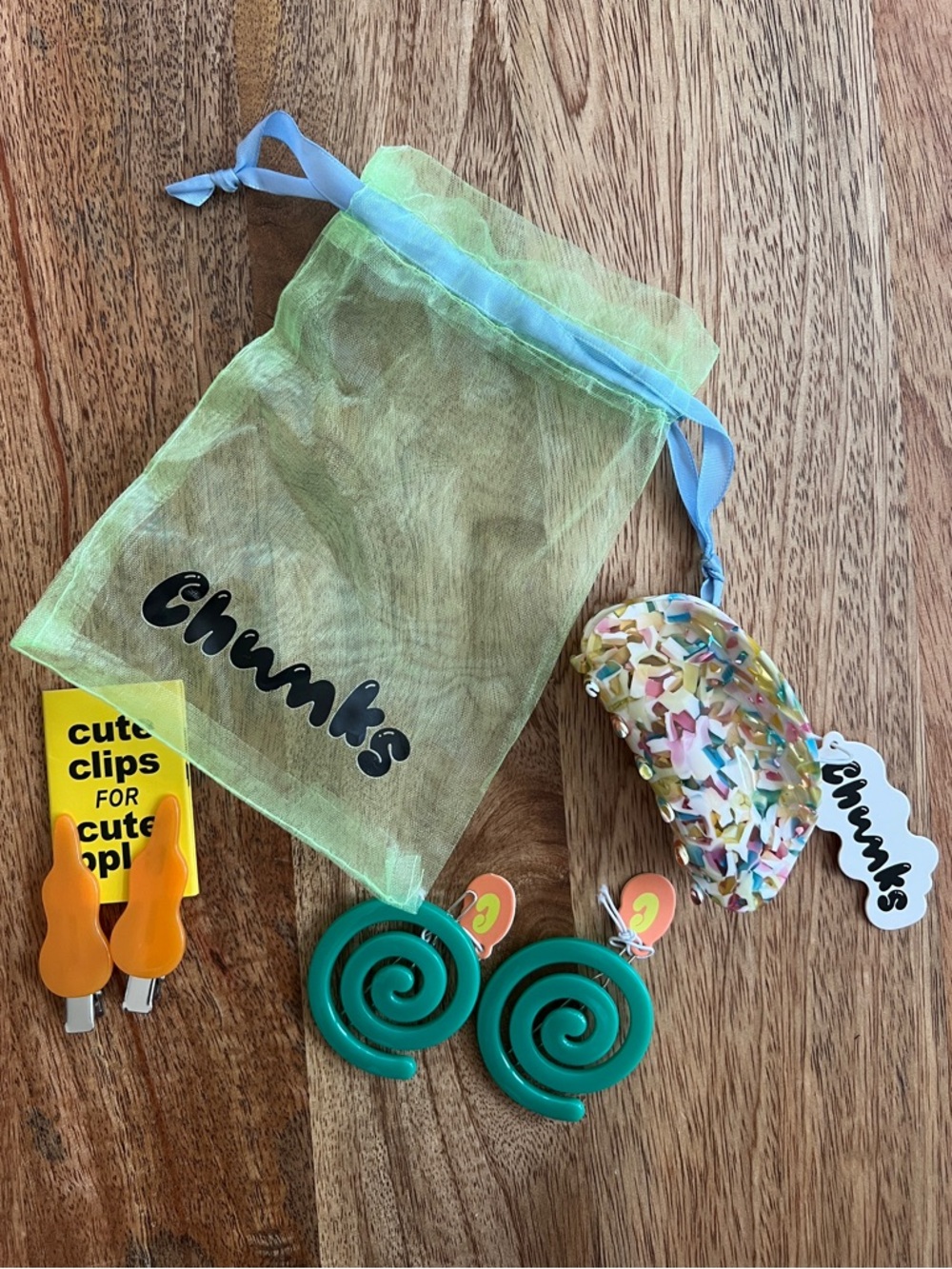 Chunks Hair Clips Claw NWT